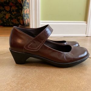 Dansko Mary Jane Leather Heels